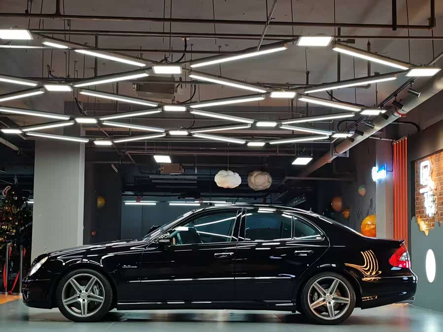 Mercedes-Benz E AMG 2008 immagine di auto #42