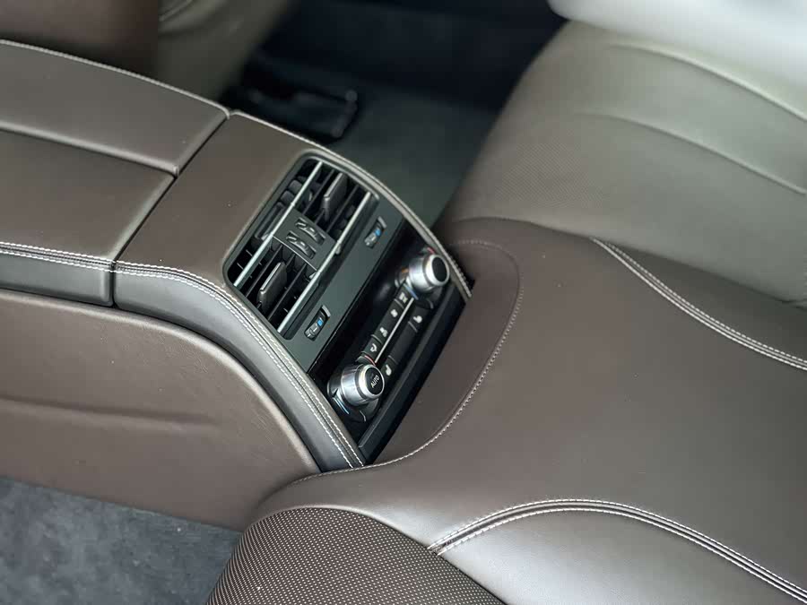 BMW M6 2015 car image #42