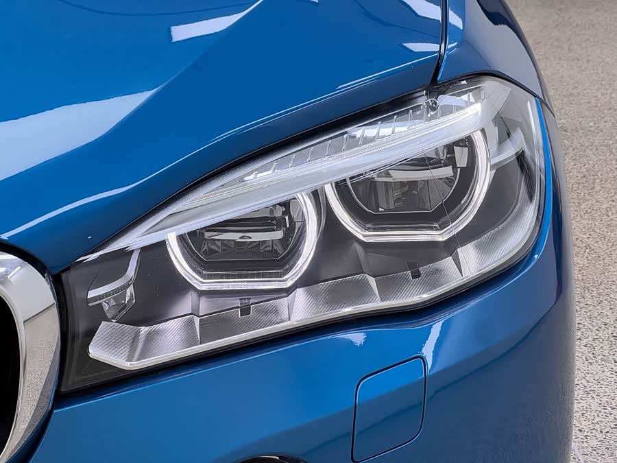 BMW X5 M 2017 #42 BMW X5 M 2017 صورة سيارة #42