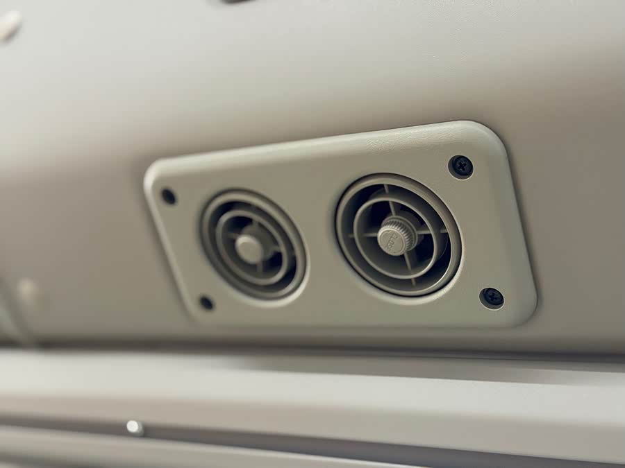 Toyota Coaster 2023 car image #42