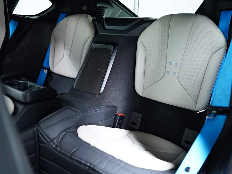 BMW i8 2016 صورة سيارة #42