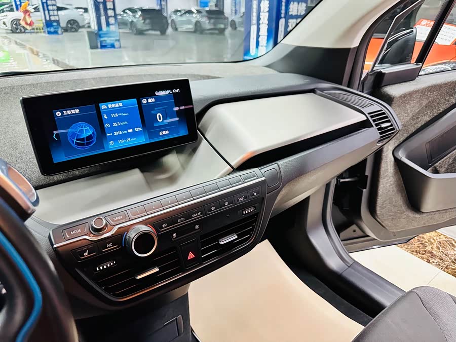 BMW i3 (Imported) 2018 immagine di auto #42