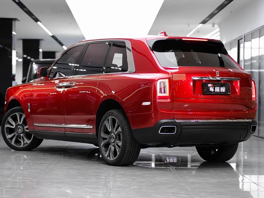 Rolls-Royce Cullinan 2023 #42 Rolls-Royce Cullinan 2023 car image #42