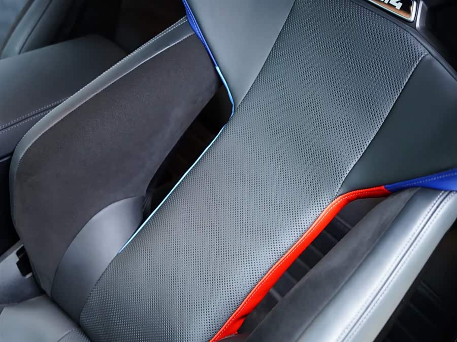 BMW M4 2024 imagem de carro #42