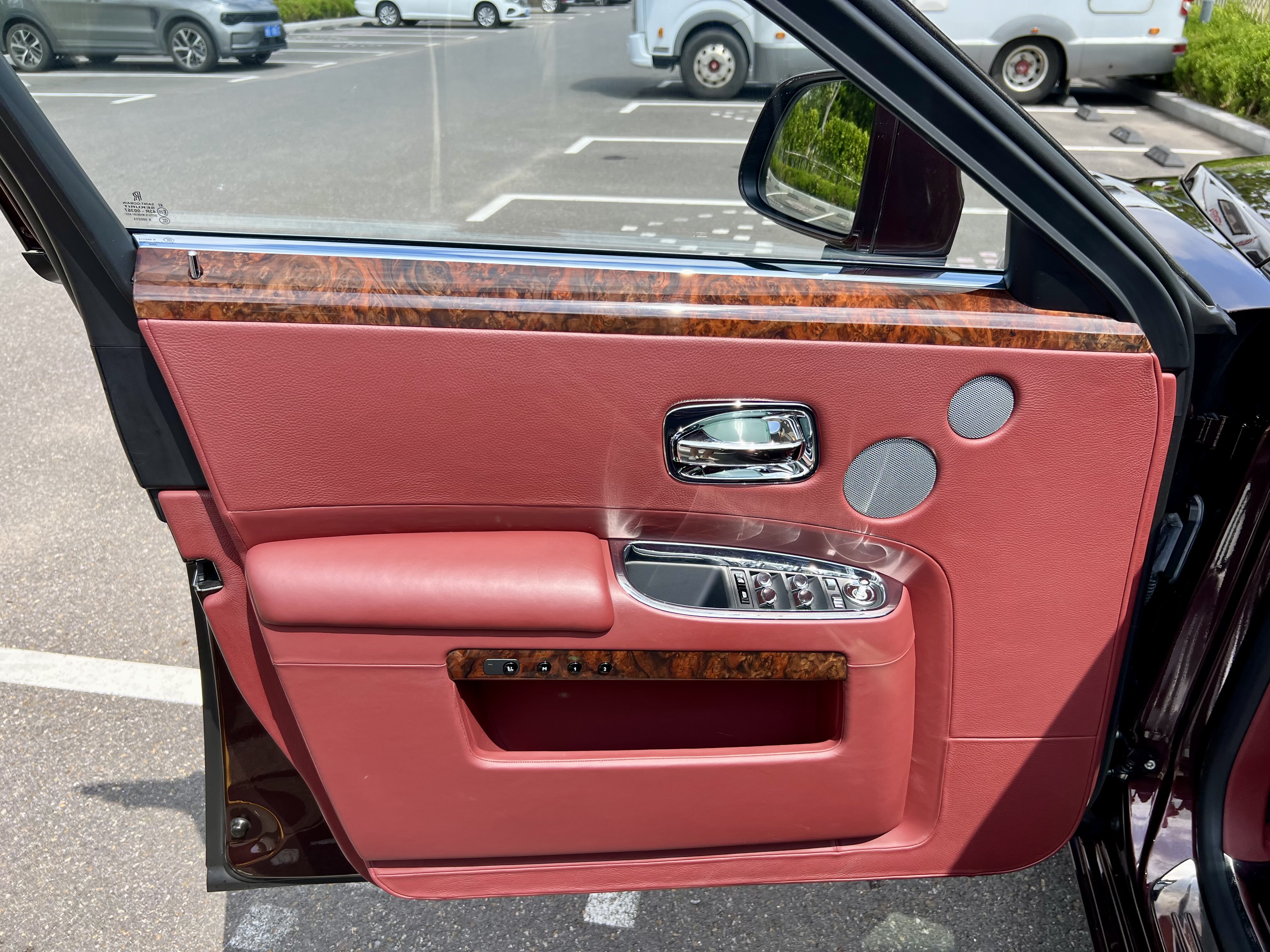 Rolls-Royce Ghost 2014 car image #42