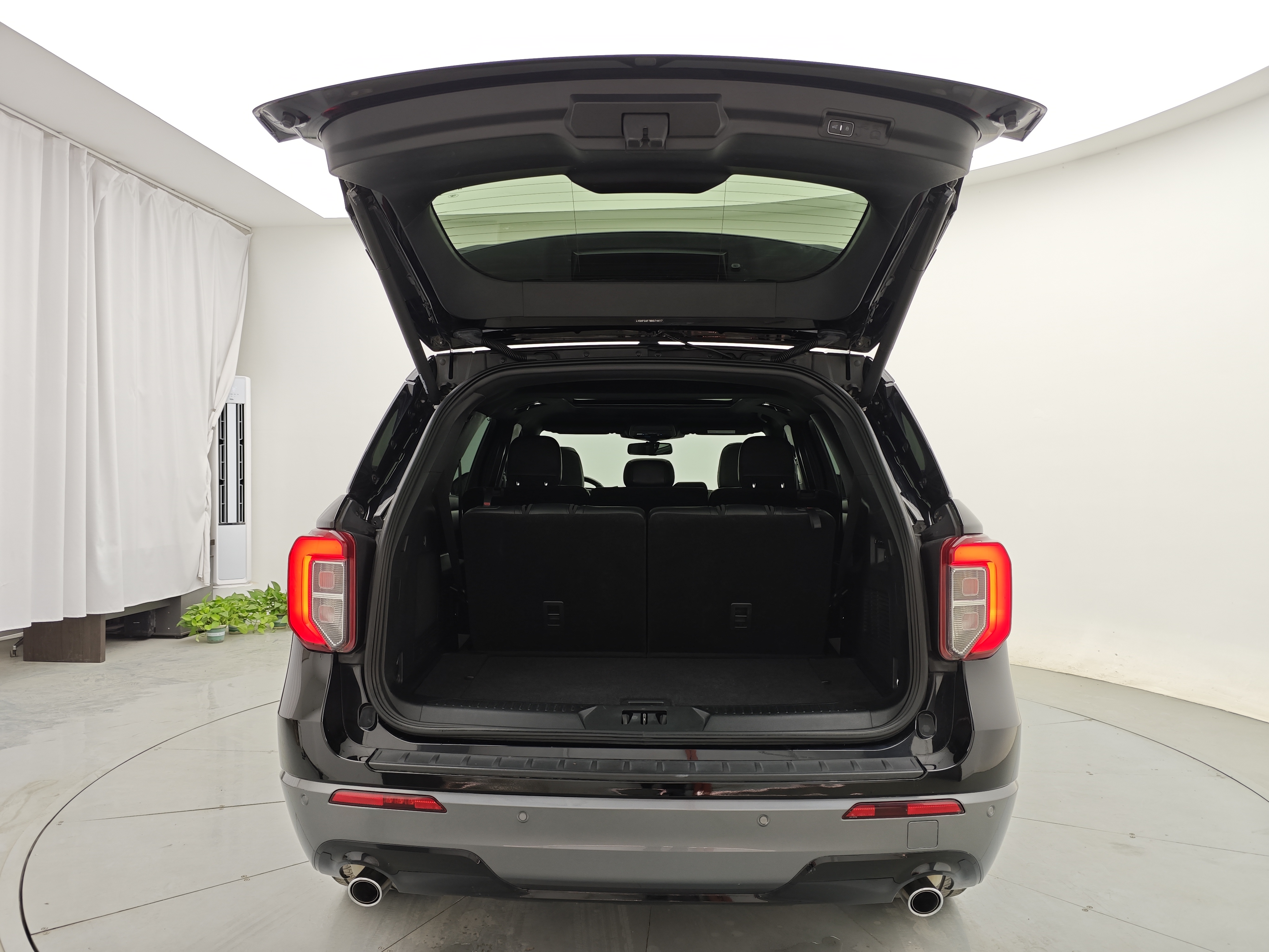 Ford Explorer 2021 car image #42