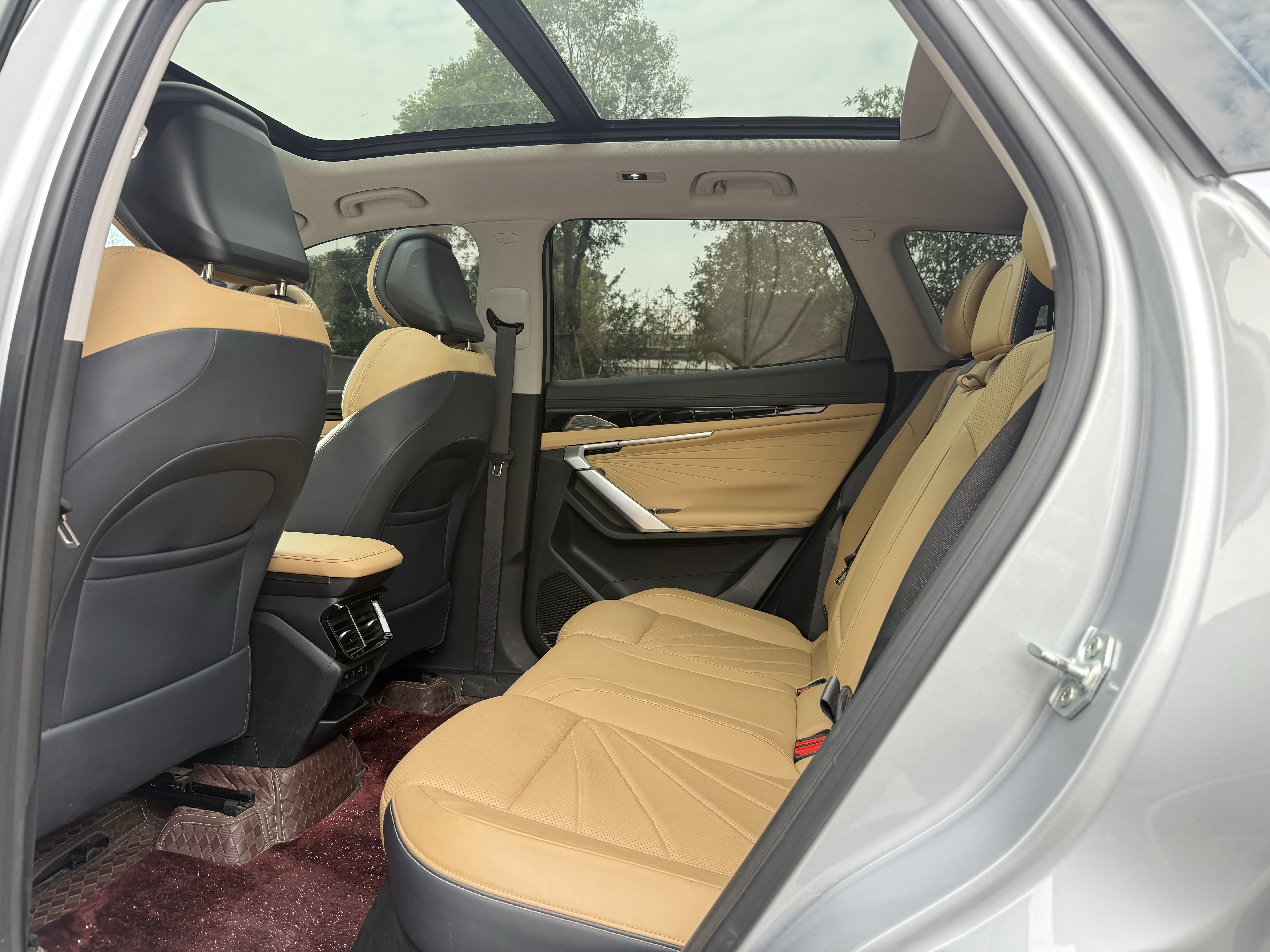 GEELY Boyue L 2023 car image #42