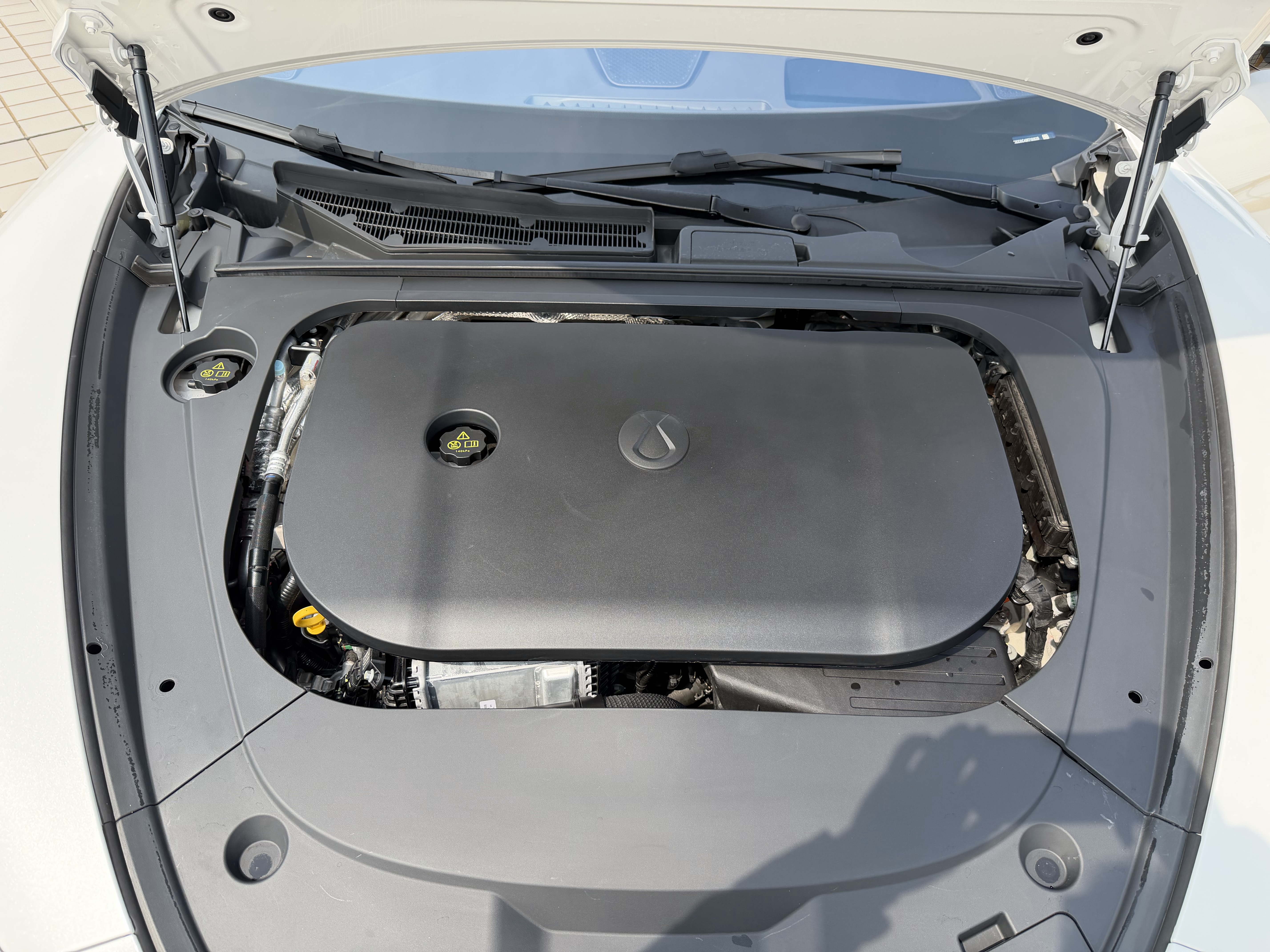 Denza Z9 2024 صورة سيارة #42