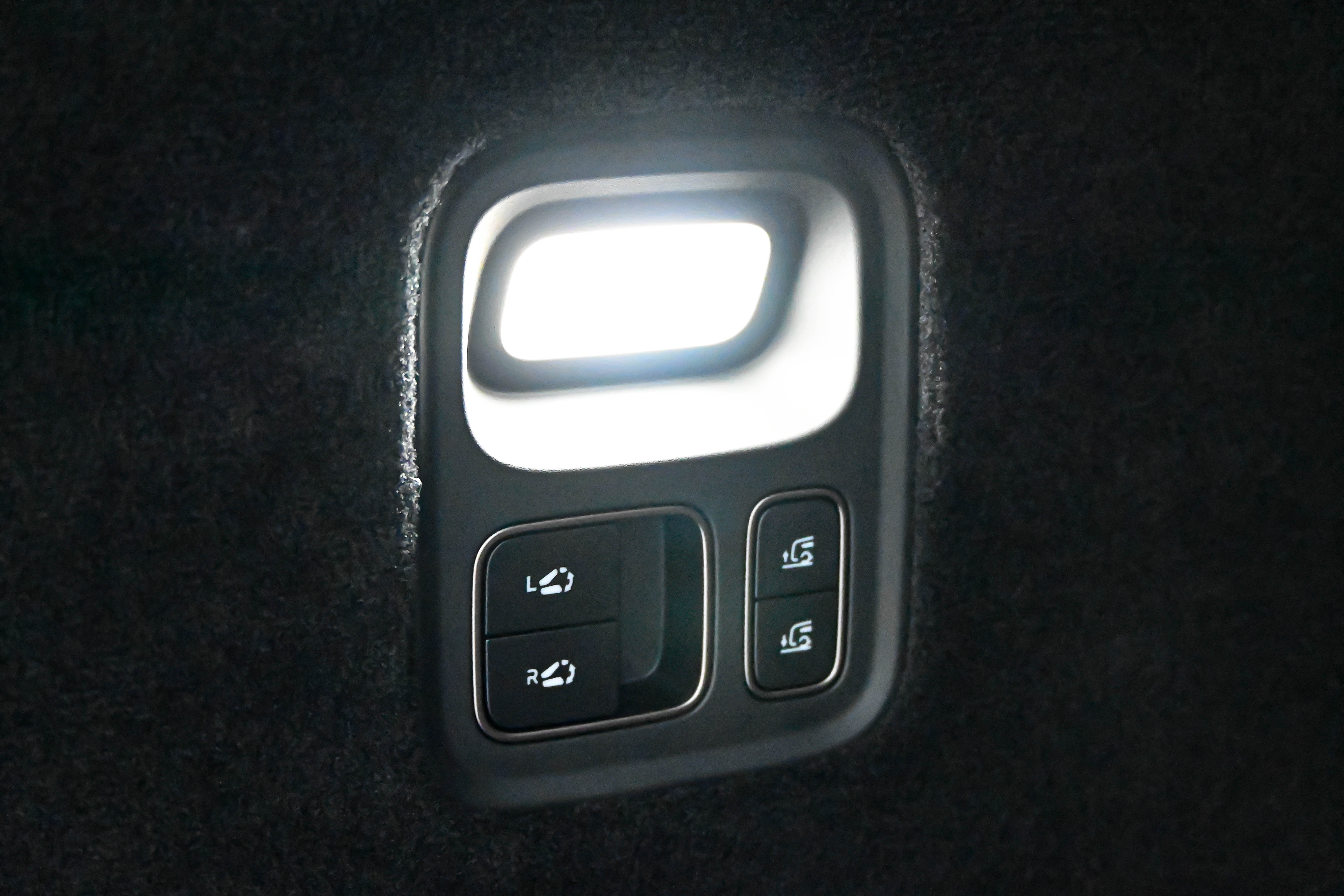 理想汽车 理想MEGA 2025 汽车图片 #42