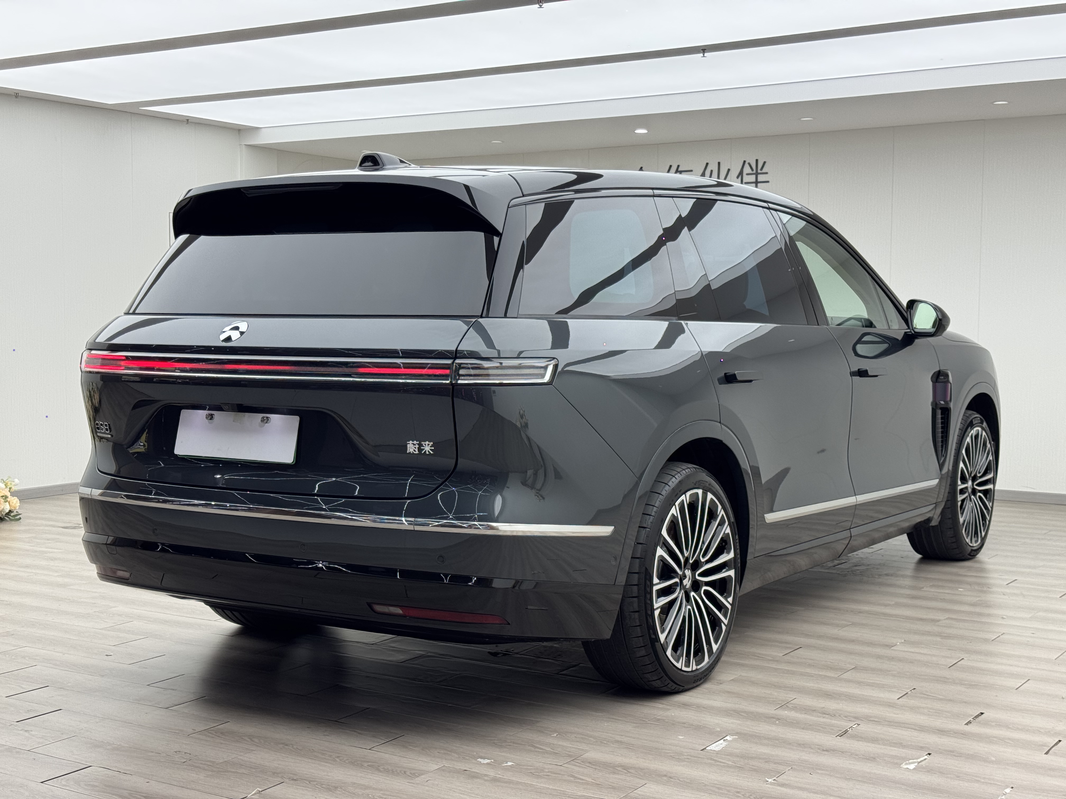 蔚来 蔚来ES8 2025 汽车图片 #42