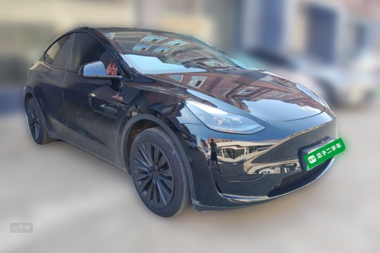 Tesla Model Y 2023 #4 Tesla Model Y 2023 car image #4