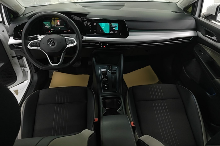 Volkswagen Golf 2022 صورة سيارة #10