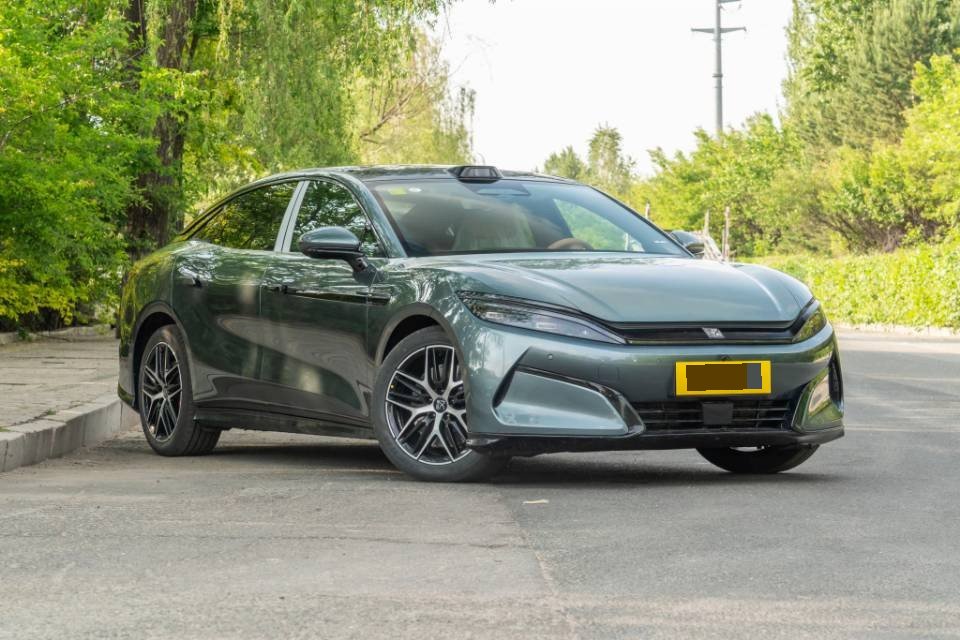 BYD HanL 2025 #3 BYD HanL 2025 изображение автомобиля #3