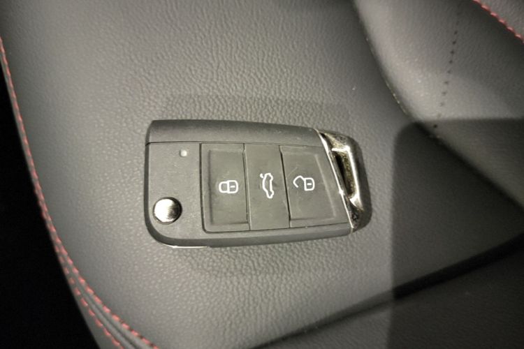 Volkswagen Lavida 2025 car image #9