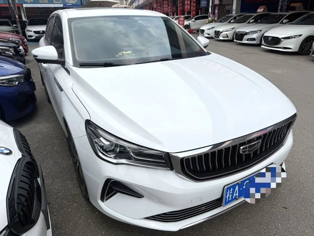 GEELY Emgrand 2022 #2 GEELY Emgrand 2022 car image #2
