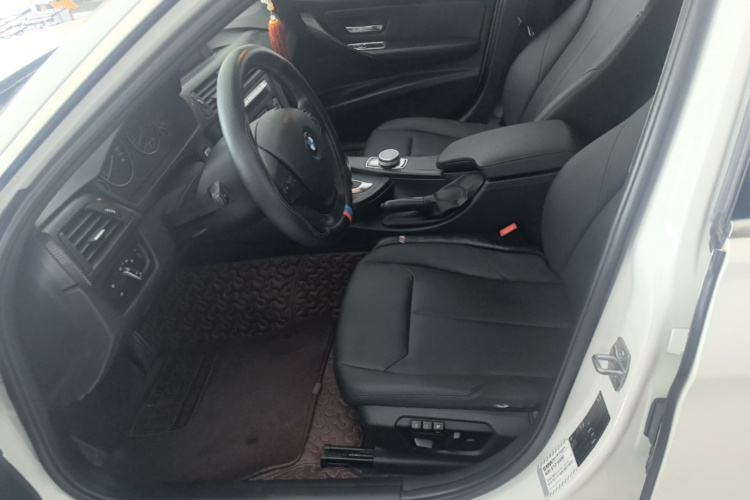 BMW 3 Series 2015 car image #15