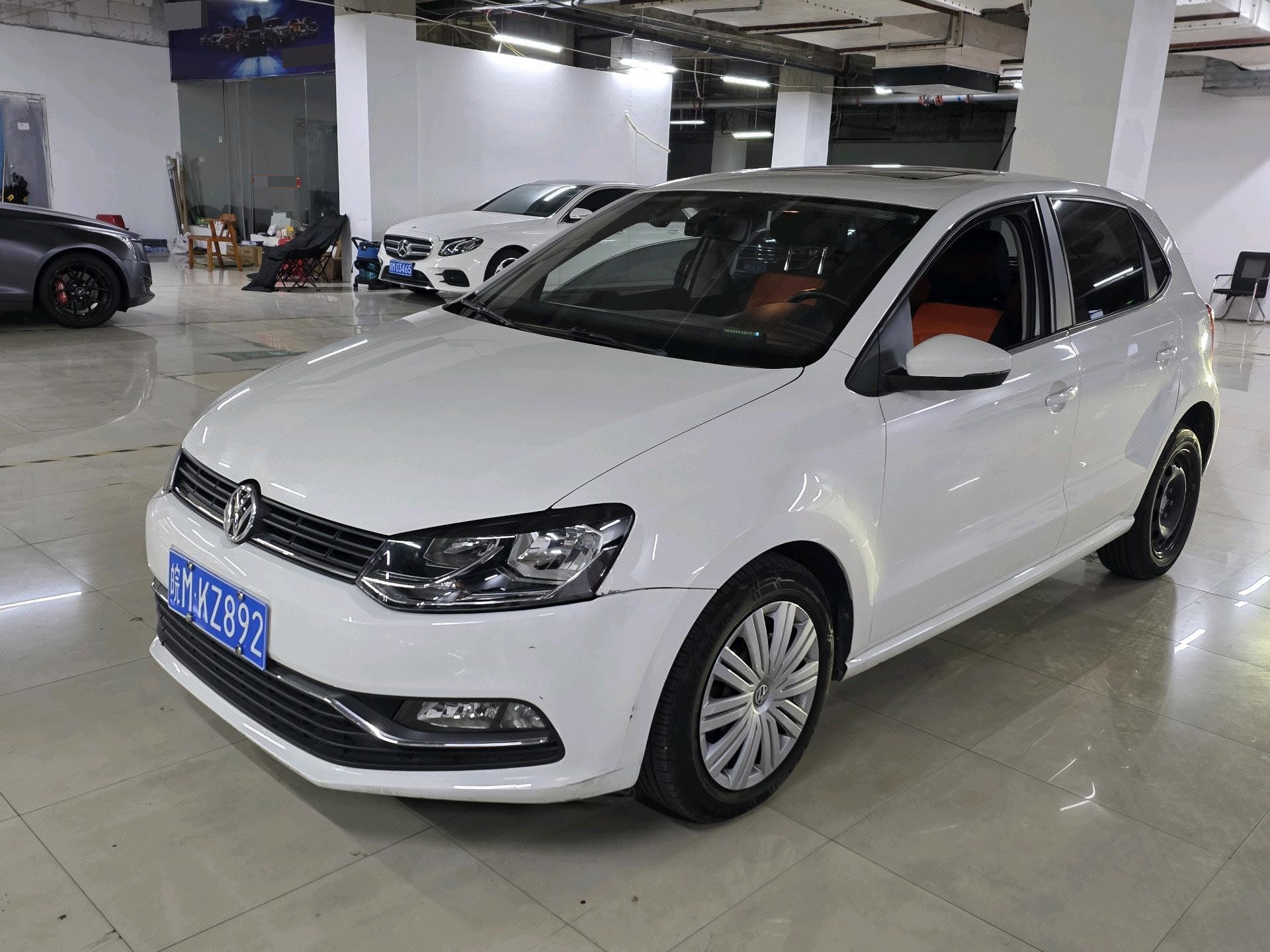 Volkswagen Polo 2018 car image 
