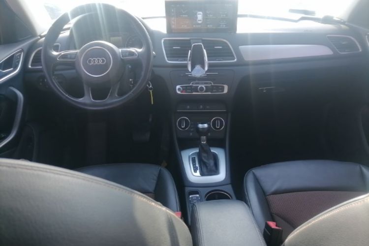 Audi Q3 2016 imagem de carro #11