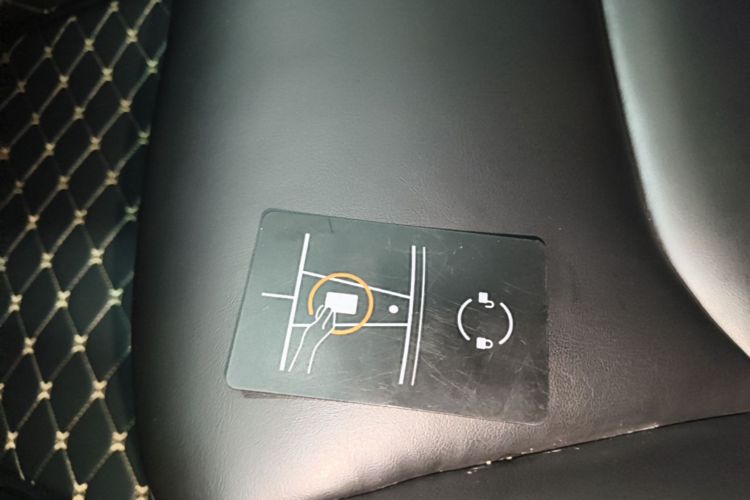 Tesla Model 3 2021 car image #9