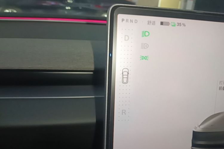 Tesla Model 3 2024 #14 Tesla Model 3 2024 car image #14