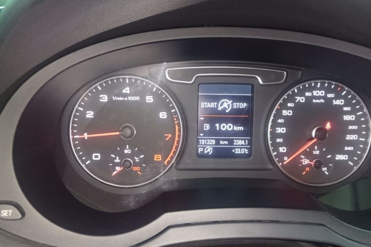 Audi Q3 2015 #12 Audi Q3 2015 car image #12