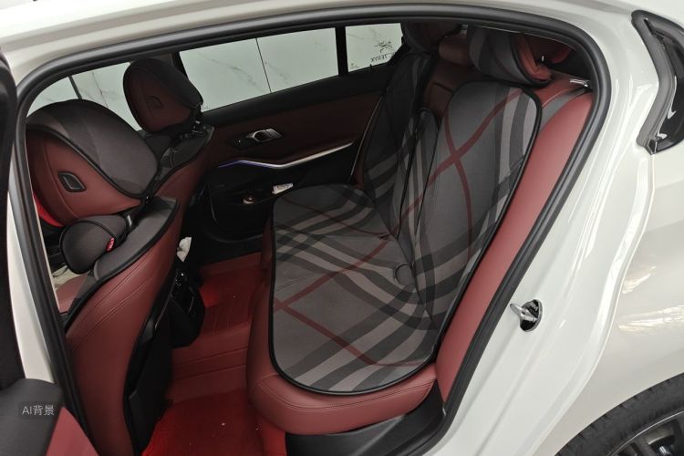 BMW 3 Series 2022 car image #19