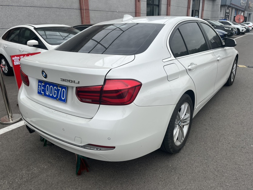 BMW 3 Series 2017 car image #6