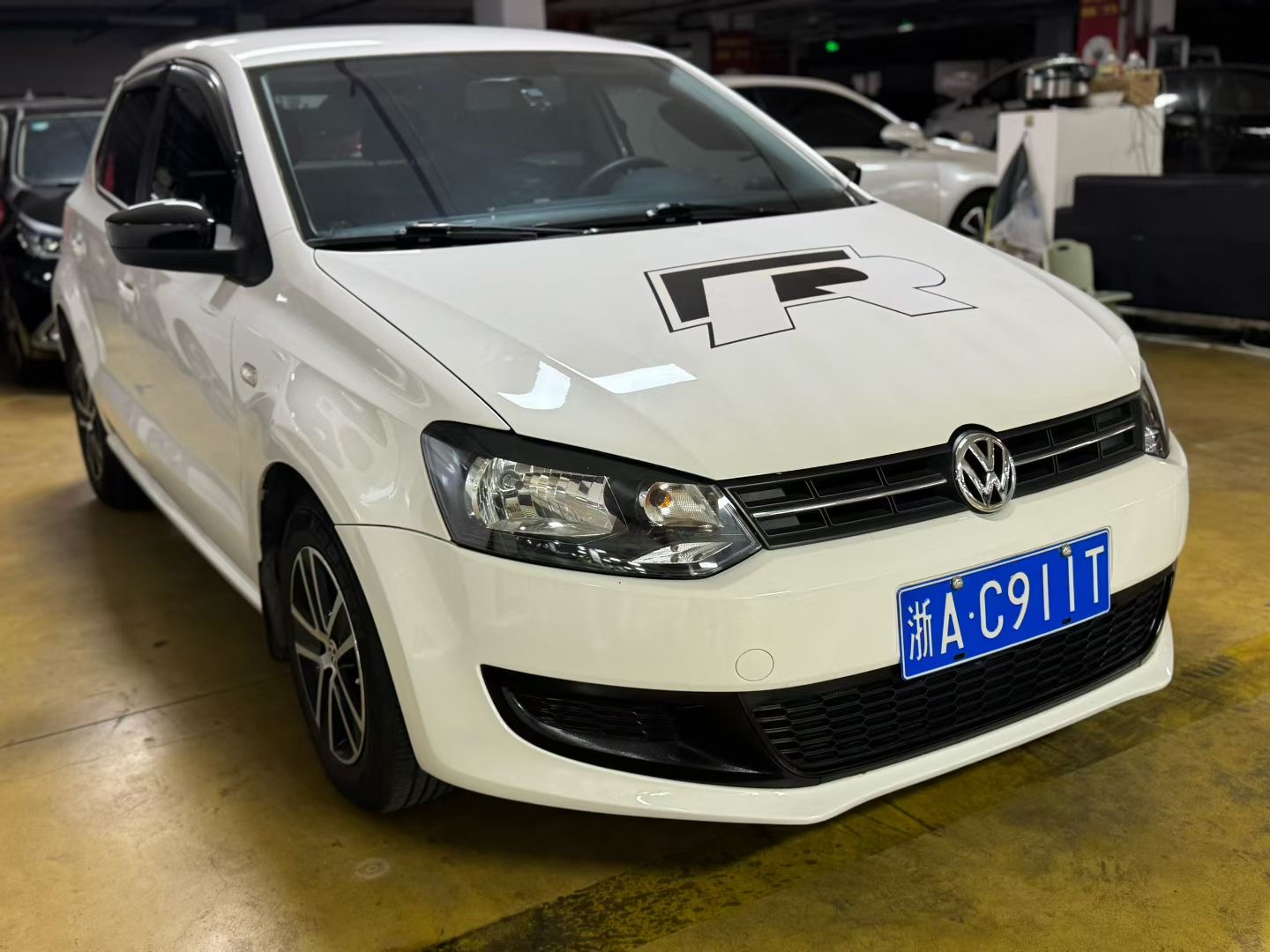 Volkswagen Polo 2013 car image #3