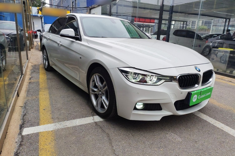 BMW 3 Series 2019 #6 BMW 3 Series 2019 car image #6