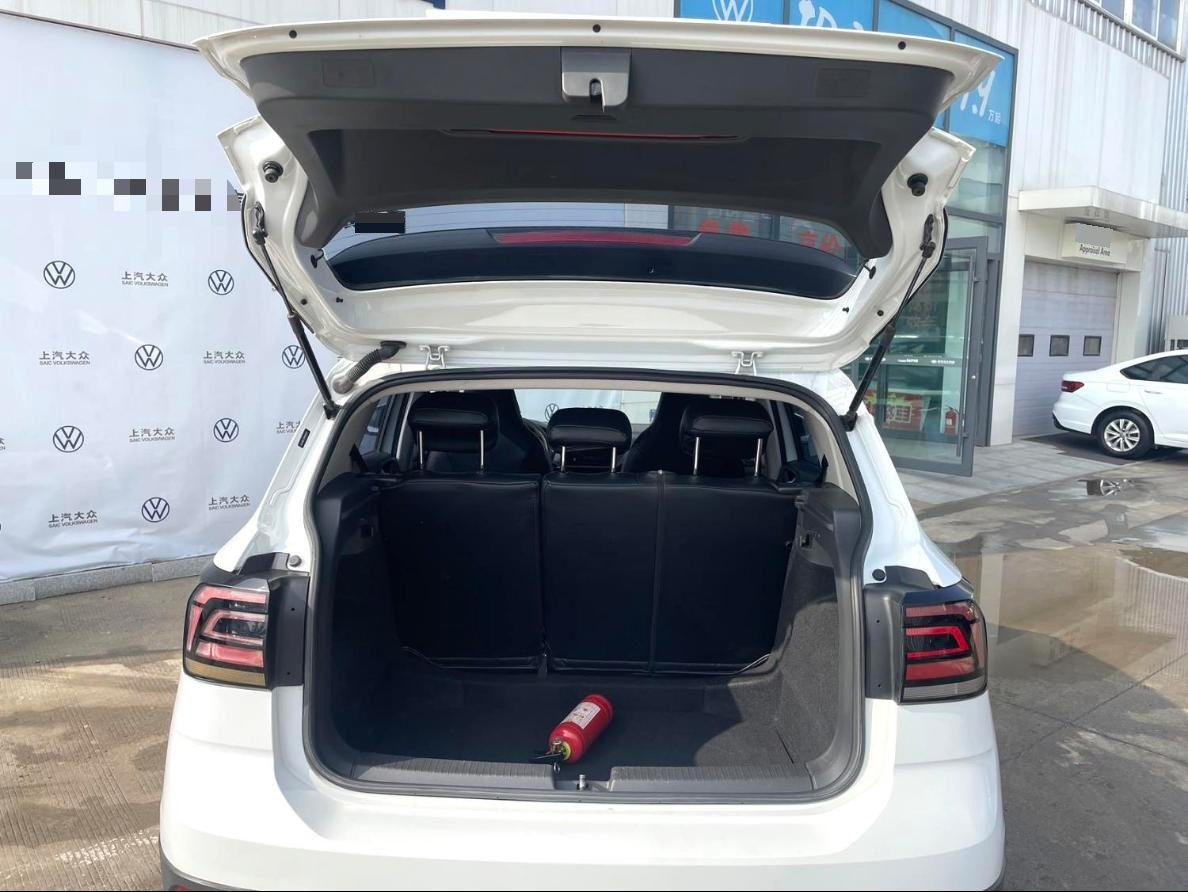 Volkswagen T-Cross 2024 car image #8