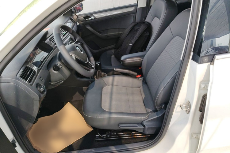 Volkswagen Santana 2019 car image #15