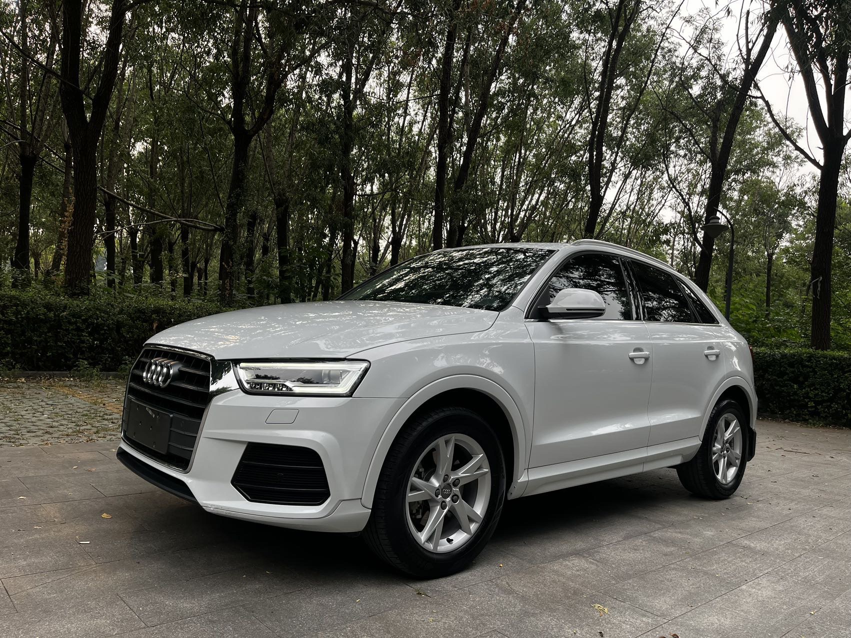 2018 2018 car image