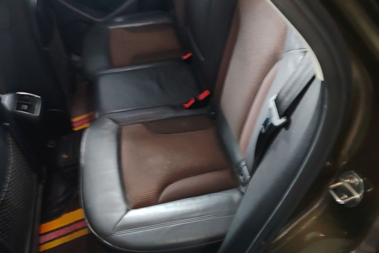Audi Q3 2019 #17 Audi Q3 2019 car image #17
