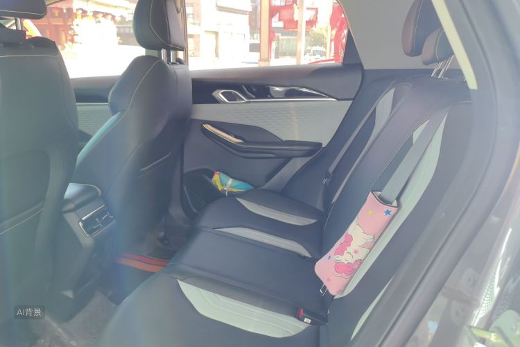 GEELY Coolray 2023 car image #19