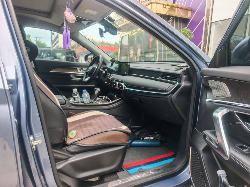 Jetour X70 PLUS 2021 car image #3