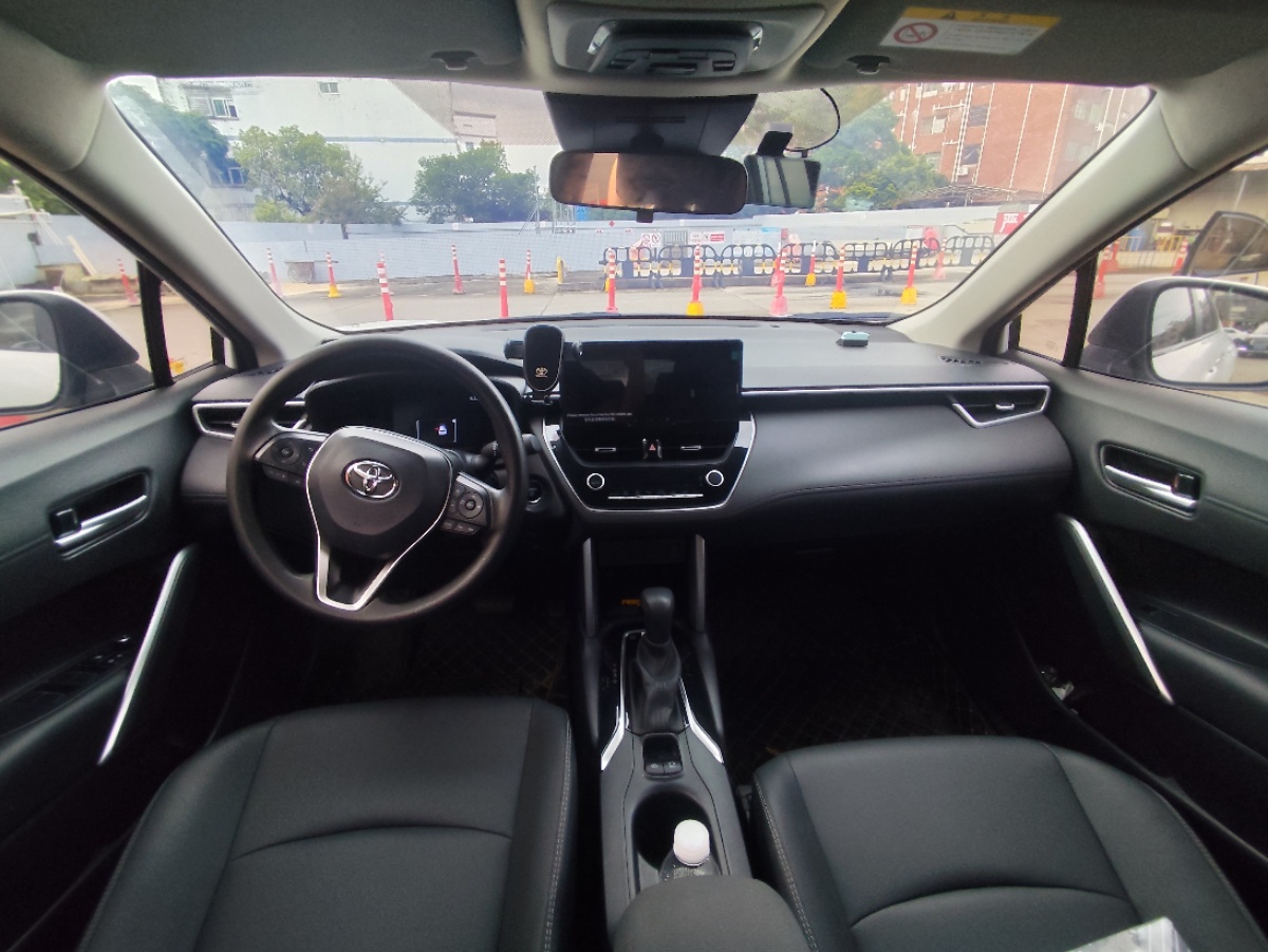 Toyota Corolla Cross 2024 immagine di auto #4