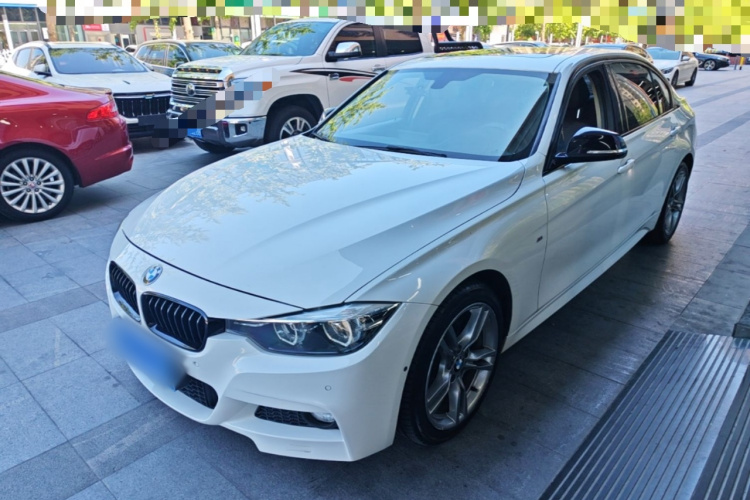 BMW 3 Series 2018 #2 BMW 3 Series 2018 car image #2