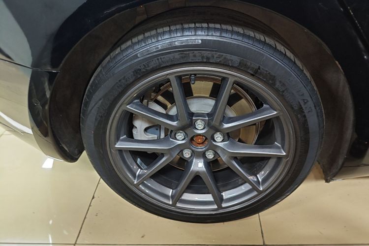 Tesla Model 3 2023 car image #10