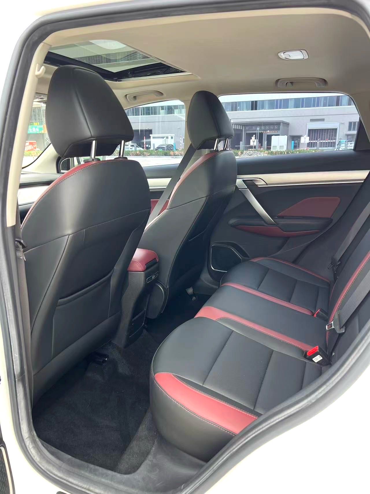 GEELY Coolray 2021 immagine di auto #7