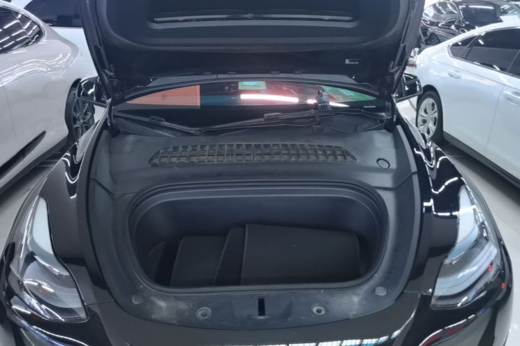Tesla Model Y 2023 #22 Tesla Model Y 2023 immagine di auto #22
