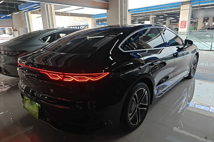 BYD Han 2023 #7 BYD Han 2023 car image #7