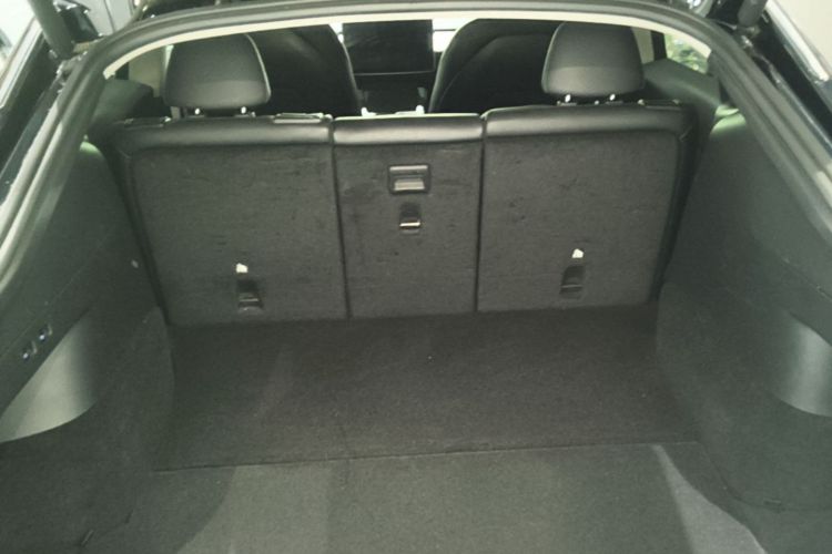 Tesla Model Y 2022 #19 Tesla Model Y 2022 immagine di auto #19