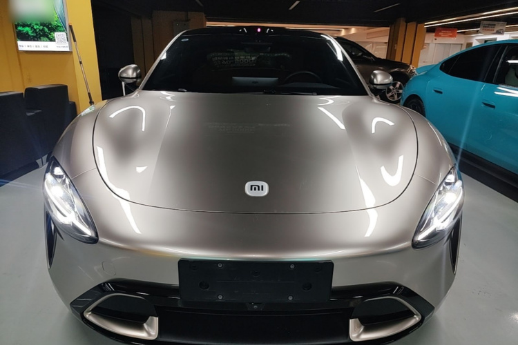 MI SU7 2024 immagine di auto #3