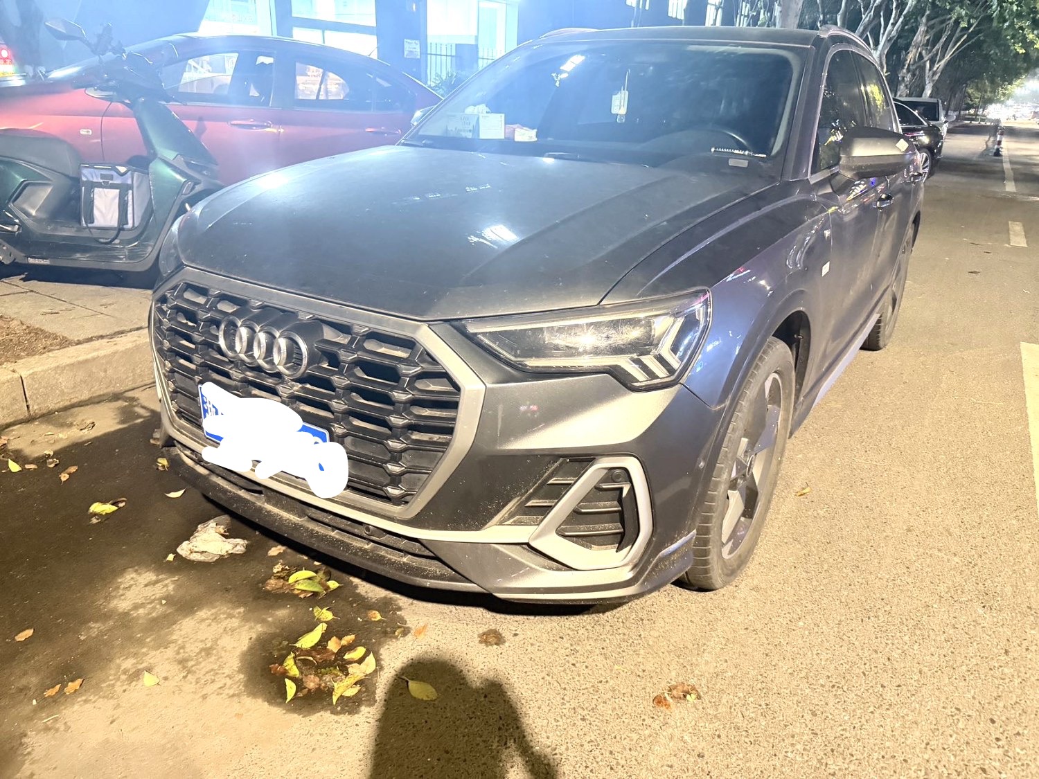Audi Q3 2023 car image 