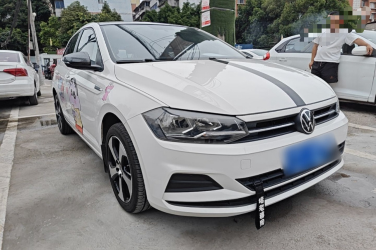 Volkswagen Polo 2021 car image #4