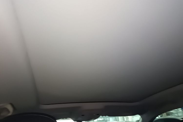 Audi Q3 2023 car image #18