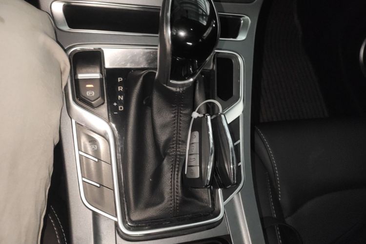 GEELY Emgrand 2020 #14 GEELY Emgrand 2020 car image #14