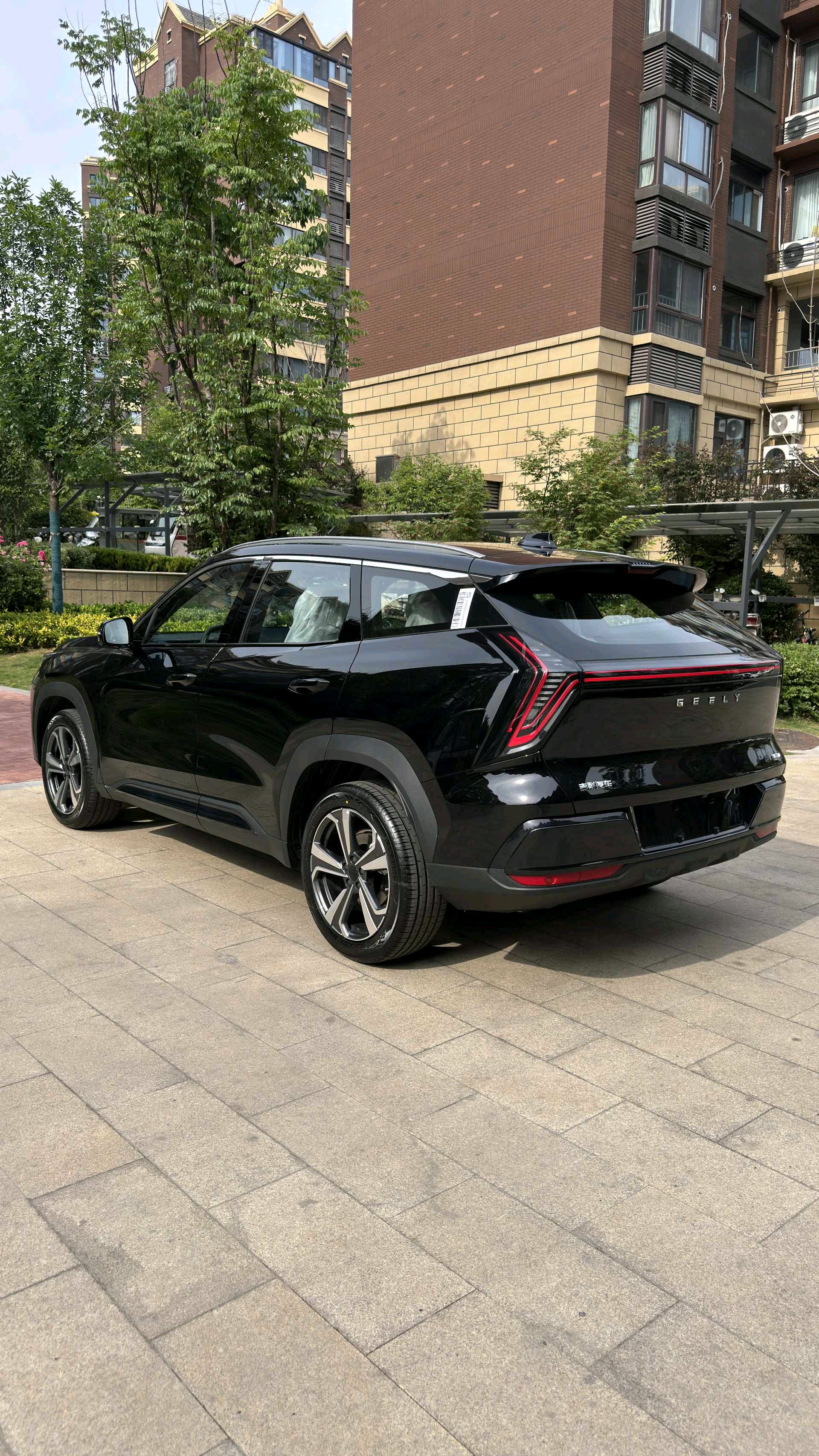 GEELY Boyue L 2026 image de voiture #9