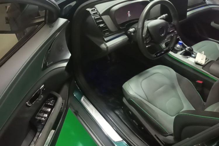 BYD Han 2022 car image #16
