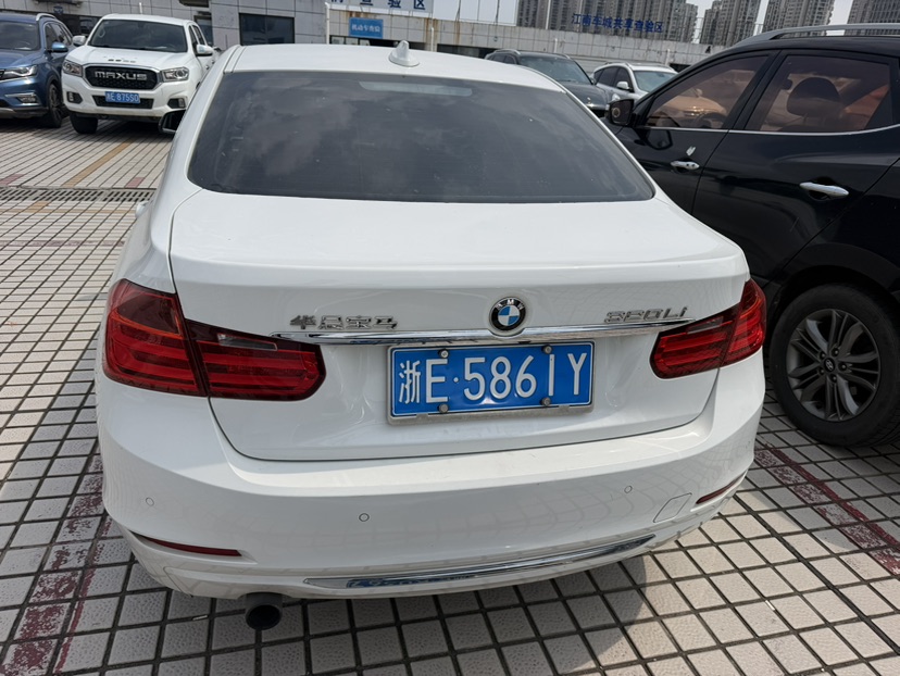 BMW 3 Series 2015 #6 BMW 3 Series 2015 car image #6